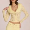Cardigan Solaya in pizzo con bordi in pelliccia sintetica, giallo limone Cardigan Solaya in pizzo con bordi in pelliccia sintetica, giallo limone