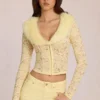 Cardigan Solaya in pizzo con bordi in pelliccia sintetica, giallo limone Cardigan Solaya in pizzo con bordi in pelliccia sintetica, giallo limone