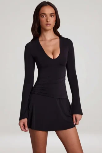 Carielle Vestito corto svasato in morbido jersey con scollo rotondo, nero Carielle Vestito corto svasato in morbido jersey con scollo rotondo, nero