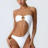 Costume intero a fascia con cut-out e decorazioni in perline Miami in bianco Costume intero a fascia con cut-out e decorazioni in perline Miami in bianco