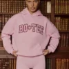 Felpa con cappuccio oversize ricamata in rosa cipria Felpa con cappuccio oversize ricamata in rosa cipria
