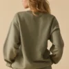 Felpa oversize a girocollo in Soft Olive