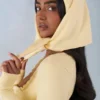 Foulard in maglia Aviana in giallo burro Foulard in maglia Aviana in giallo burro