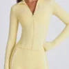 Giacca con zip a contrasto Soft Active in giallo limone Giacca con zip a contrasto Soft Active in giallo limone