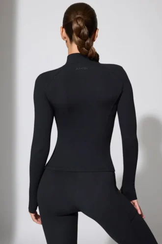 Giacca con zip a maniche lunghe in nero