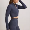 Giacca corta con zip FlexiRib in Indigo Slate Giacca corta con zip FlexiRib in Indigo Slate