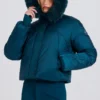 Giacca da sci corta impermeabile con cappuccio in pelliccia sintetica, colore verde acqua Giacca da sci corta impermeabile con cappuccio in pelliccia sintetica, colore verde acqua