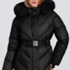 Giacca da sci impermeabile con cappuccio in pelliccia sintetica, colore nero Giacca da sci impermeabile con cappuccio in pelliccia sintetica, colore nero