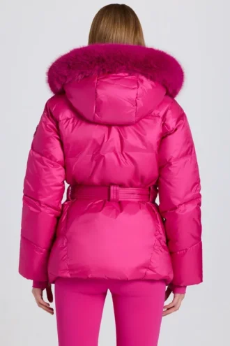 Giacca da sci impermeabile con cappuccio in pelliccia sintetica, rosa magenta Giacca da sci impermeabile con cappuccio in pelliccia sintetica, rosa magenta