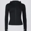 Giacca intermedia con cappuccio Soft Active in nero