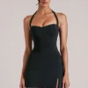 Top lungo con scollo all’americana Vita in nero Top lungo con scollo all’americana Vita in nero