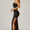 Gonna lunga asimmetrica con arricciature Ishaana in nero Gonna lunga asimmetrica con arricciature Ishaana in nero
