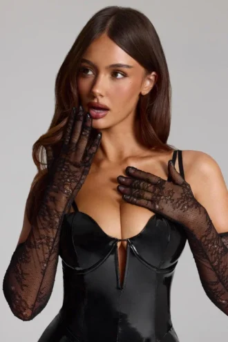 Guanti in pizzo Poe in nero
