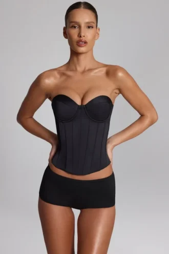 Hot pants a vita bassa in jersey aderente Sabrine, colore nero