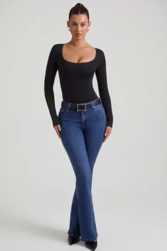Jeans a vita alta svasati Jacey in lavaggio indaco