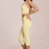 Jeans capri a vita media Anessa in giallo limone Jeans capri a vita media Anessa in giallo limone