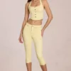 Jeans capri a vita media Anessa in giallo limone Jeans capri a vita media Anessa in giallo limone
