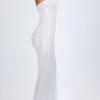 Kinsley Abito lungo a fascia con cut-out decorato in bianco Kinsley Abito lungo a fascia con cut-out decorato in bianco
