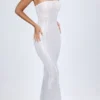 Kinsley Abito lungo a fascia con cut-out decorato in bianco Kinsley Abito lungo a fascia con cut-out decorato in bianco