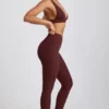 Leggings a vita alta in modal a coste Linnea Petite in color Espresso Leggings a vita alta in modal a coste Linnea Petite in color Espresso