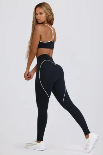 Leggings Soft Active a vita media in nero