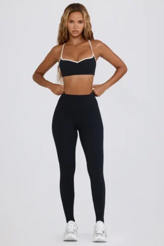Leggings Soft Active a vita media in nero