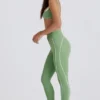 Leggings Soft Active con parte anteriore intrecciata in verde
