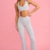 Leggings svasati Soft Active con tasche e vita a V in grigio Leggings svasati Soft Active con tasche e vita a V in grigio