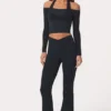 Leggings svasati Soft Active con vita a V in nero Leggings svasati Soft Active con vita a V in nero