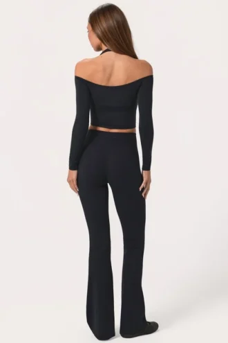 Leggings svasati Soft Active con vita a V in nero