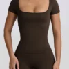 Maglietta senza cuciture Super Sculpt in marrone Maglietta senza cuciture Super Sculpt in marrone