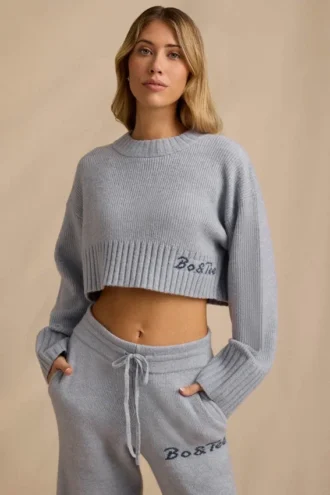 Maglione corto in maglia a coste in blu tenue