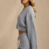 Maglione corto in maglia a coste in blu tenue Maglione corto in maglia a coste in blu tenue