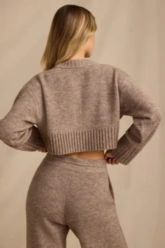 Maglione corto in maglia a costine marrone melange