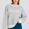 Maglione oversize con logo in maglia color ghiaccio Maglione oversize con logo in maglia color ghiaccio