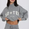 Maglione oversize in morbida maglia grigia Maglione oversize in morbida maglia grigia