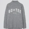 Maglione oversize in morbida maglia grigia Maglione oversize in morbida maglia grigia