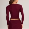 Mini gonna a vita media con arricciature in modal Cali, colore rosso vino Mini gonna a vita media con arricciature in modal Cali, colore rosso vino