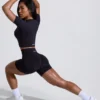 Mini shorts a vita alta Define Luxe in nero Mini shorts a vita alta Define Luxe in nero