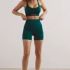 Mini shorts a vita alta Define Luxe in verde giada Mini shorts a vita alta Define Luxe in verde giada