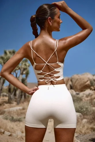 Mini shorts a vita alta FlexiRib in avorio