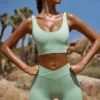 Mini shorts a vita alta FlexiRib in verde Mini shorts a vita alta FlexiRib in verde