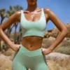 Mini shorts a vita alta FlexiRib in verde Mini shorts a vita alta FlexiRib in verde