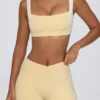 Mini shorts arricciati in melange limone Mini shorts arricciati in melange limone