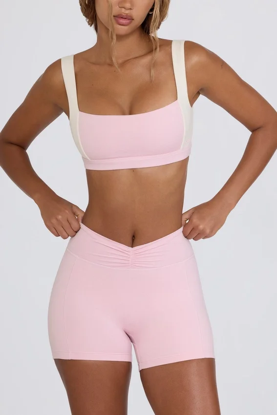 Mini shorts arricciati in melange rosa pallido Mini shorts arricciati in melange rosa pallido