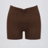 Mini shorts con arricciature in Pecan Marl Mini shorts con arricciature in Pecan Marl
