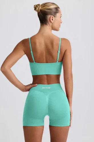 Mini shorts Define Luxe in menta