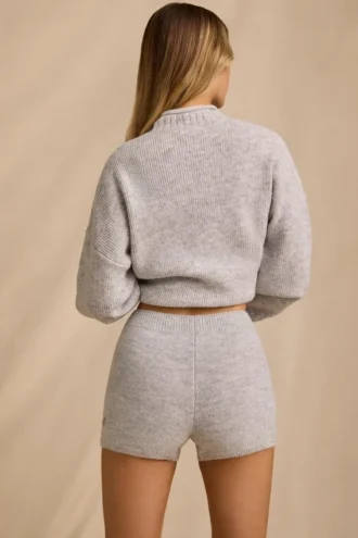 Mini shorts in maglia a vita media in grigio ghiaccio melange