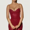 Mischa Vestito corto con scollo a cuore decorato in rosso Mischa Vestito corto con scollo a cuore decorato in rosso