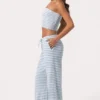 Pantaloni a vita bassa in jersey a costine a righe blu Pantaloni a vita bassa in jersey a costine a righe blu